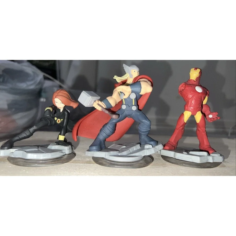 Disney Infinity And Avengers 2.0 2014 Power Discs Lot of 8
